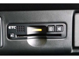 ETC車載器付ですので高速道路の料金所もスムーズに通行できます。