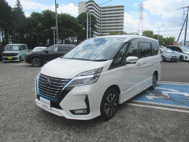 日産 セレナ 