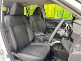 運転席シート廻りは使用感も少なく、良好な状態となっています。前オーナー様が丁寧に使っていたことがよくわかりますね。