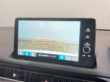 【バックカメラ】リバースにするだけで映ります、後方の安全確認や、狭い駐車場での車庫入れ、雨の日や夜間など視界の悪い時に便利です!安全にバックする為には欠かせない装備です。