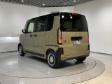ご納車までの期間ですが、県内のお客様は2、3週間、県外のお客様は3、4週間ほどでご納車が可能となります。但し、お支払いや書類の状況によっては多少の前後もありますので、その際には何卒ご了承下さい。