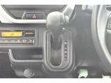 ミッションはCVTを搭載しておりますのでシームレスな加速と低燃費を体験できます。