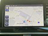 純正ナビゲーションがあなたをしっかり目的地までサポートします。スマホのナビとは自車位置精度が違います。純正ナビなら保証も対象で安心です。
