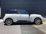 岐阜・大垣にて在庫車を共有しております。また、東濃エリアには「MINI 多治見」もございますので、お気に入りのMINIが見つかりましたらご連絡ください★近くの店舗でご案内も可能です♪