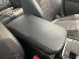 認定中古車 LEDヘッドライト idrive Apple Carplay フルセグ トップビューカメラ 全方位PDC パークアシスト 後退アシスト シートヒーター アイドリングストップ ACC 黒革スポーツシート