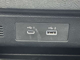 USB、Type-C充電可能!