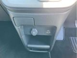 当店のお車をご覧いただきましてありがとうございます。お車についてのご質問やお見積りのご依頼、ご購入にあたってのご相談などお気軽にお問い合わせ下さい!