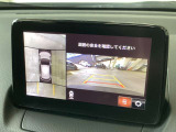 バックモニターを搭載しています。死角になる部分をサポートしてくれるので安心して駐車が出来ます。
