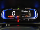 視認性に優れたメーターで、夜間走行も安心して運転できます!マルチインフォメ―ションディスプレイには車両情報を表示!メーター内の光度調整機能も付いております!