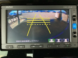 バックモニター付きで、車庫入れやバック時の後方確認をサポート。