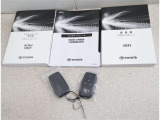 キーを取り出さずにドアを施錠&解錠。クルマの始動も可能です。