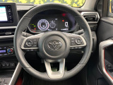 【純正革巻きステアリング】上質な革を使用することで、手にしっかり馴染みとても運転しやすいハンドルです♪