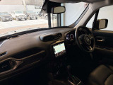 見晴らしの良い運転席で、室内空間も広くなっております。