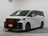 中古車を購入する場合、「車両本体価格」に加えて、税金や手数料などの「諸費用」を支払う必要があります。「法定費用:自動車税や自賠責保険等の国や自治体に払うことが法律上義務付けられている費用」「販売店手数