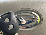 【キーレス】少し離れた場所からでもボタン一つでドアの開錠・施錠ができるのでとっても便利!ドアの鍵穴周りに傷をつけることもありません♪