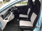 私どもはダイハツ正規ディーラー店舗となります。メーカー保証はもちろん中古車保証も全国最寄りのダイハツ正規ディーラーにてご利用いただけます(一部除く)