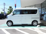 地デジナビ☆Bカメラ☆ETC☆ネット動画☆4WD☆両側パワスラ☆LEDライト☆オートステップ☆人気のハイルーフ☆届出済み未使用車☆