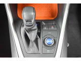 ご不明な点や疑問がございましたらお気軽にスタッフまでお問い合わせ下さいね!車両状態からアフターメンテナンスのことまで何でもどうぞ☆