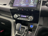 オートエアコンで快適な車内温度を演出してくれます!
