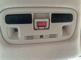 コネクテッドサ-ビスのヘルプネットを搭載しています。車両の位置情報などが自動で送信されるので、迅速な緊急車両の手配ができます。機能の詳細はスタッフまでお問い合わせ下さい。