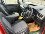 新車中古車併売店です。新車試乗車も多数ご用意いたしております。