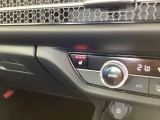 シートヒーター付き。直接体を温めてくれるので寒い日の運転も快適です