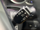 【クルーズコントロール】高速道路もラクラク走行。アクセルを離しても一定速度で走行ができ、長距離運転時の負担を軽減!加速・減速も簡単なスイッチ操作で調整できます。