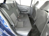 ゆとりある広々とした車内空間は、ドライブを始め買い物やレジャーなど、幅広く活躍します。一人でもみんなとでもお出かけを楽しみましょう!