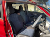 運転席、助手席まわりです。実際お座りいただくのが、分かりやすいと思います。お気軽にご来店ください!