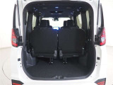 広々としたラゲージスペースを備えています。大きなものや長さのある荷物もしっかりと積み込めます。