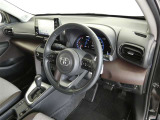 見通しのよいすっきりとした視界で、誰でも運転しやすいです。運転のしやすさは疲れにくさにも繋がりますよ♪