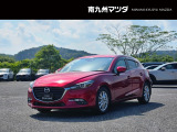 中古車専門再生工場にて熟練専任スタッフが丁寧に清掃、仕上げを実施しております。また、お客様に安心してご検討いただける様、公取協が定める基準に基づき車両検査を実施し、車両状態評価証を発行しております。