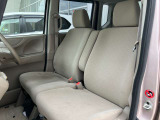 運転席は特等席!高さの調整も可能ですので、自分に合った目線の高さに合わせられますよ!!