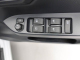 納車の前にはエンジンオイル、オイルエレメント、エアクリーナー、クーラント、バッテリー、ワイパーゴムのチェックまたは交換を行います!