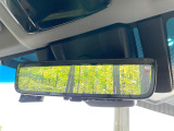 【デジタルインナーミラー】後席の大きな荷物や同乗者で後方が確認しづらい時でも安心!カメラが撮影した車両後方の映像をルームミラー内に表示。クリアな視界で状況の確認が可能です!