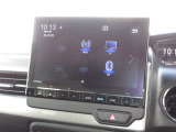 ナビゲーションは純正9インチメモリーナビ(LXU-237NBi)を装着しております。AM、FM、CD、DVD再生、Bluetooth、音楽録音再生、フルセグTVがご使用いただけます。