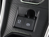 電動パーキングブレーキがついたので、追従クルーズコントロール使用時に停止保持が可能になりました。ヒルホールド機能も付いたので上り坂で停止した場合に自動でパーキングブレーキが掛けられます。