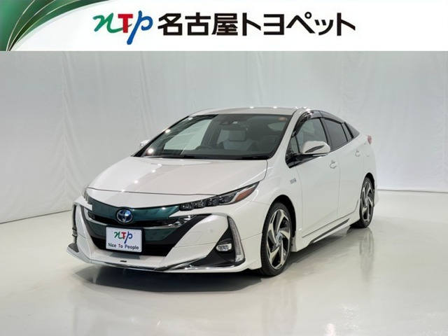 トヨタ プリウスPHV 