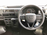 運転中も見やすいメーター。