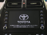 【ナビ機能付9型ディスプレイオーディオ】ナビ機能搭載の他、お持ちのスマートフォンと連携して、ナビやbluetoothでの音楽再生が可能です♪デザインはもちろん操作性も良好!