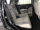 ゆとりある広々とした車内空間は、ドライブを始め買い物やレジャーなど、幅広く活躍します。一人でもみんなとでもお出かけを楽しみましょう!