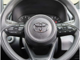 【レーダークルーズコントロール】車速に応じた車間距離を保ちながら、追従走行を支援します。
