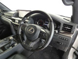 LX 570 ブラック シークエンス 4WD 