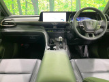 クラウンスポーツ 2.5 Z E-Four 4WD 