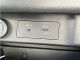 USB(A+C)
