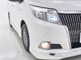 フォグランプ装着車です。暗い夜道の車両前方を明るく照らします