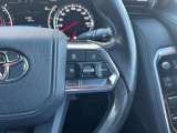 運転中、前方から目線をそらすことなく、オーディオ等の操作が可能な便利機能!安心&快適なドライブを演出してくれます。