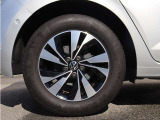 185/65 R15タイヤ/5.5J x15アルミホイール