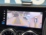 ●パノラミックビューモニター:専用のカメラにより、上から見下ろしたような視点で360度クルマの周囲を確認することができます☆死角部分も確認しやすく、狭い場所での切り返しや駐車もスムーズに行えます。