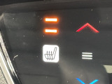 シートヒーターが付いています!寒い日に便利な装備ですね。
